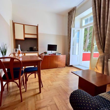 Villa Valdepian Apartments Savudrija Buitenkant foto