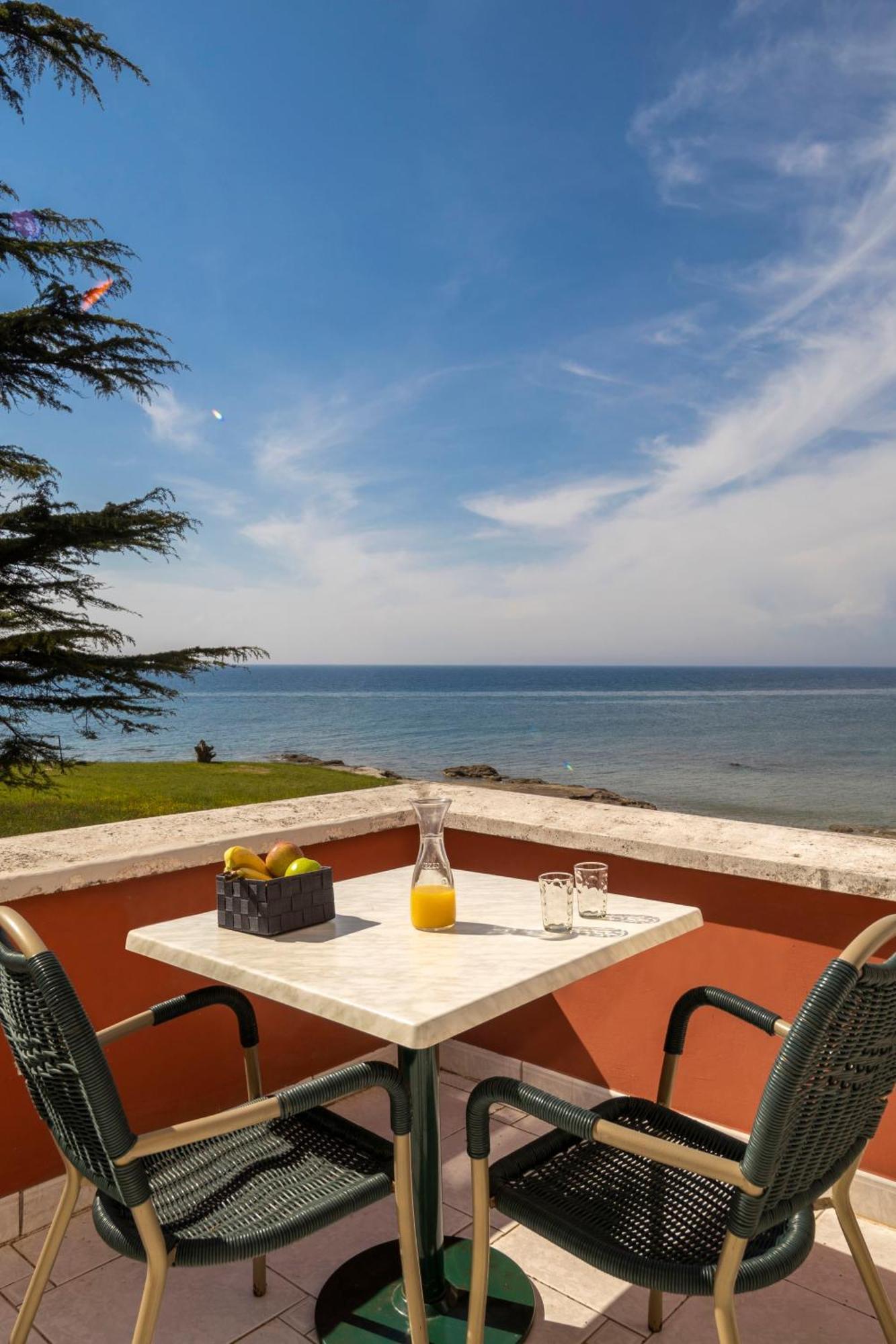 Villa Valdepian Apartments Savudrija Buitenkant foto