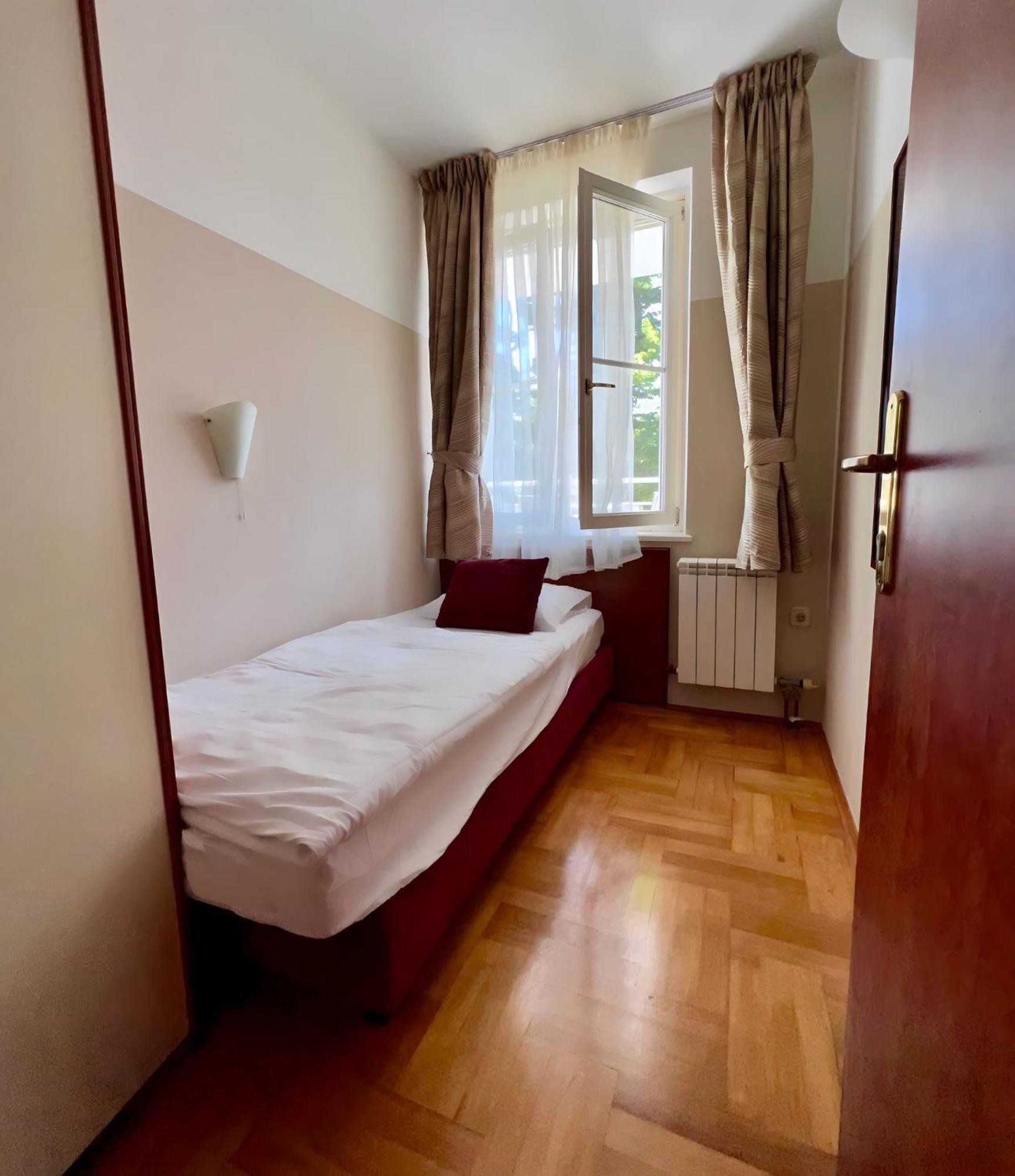 Villa Valdepian Apartments Savudrija Buitenkant foto