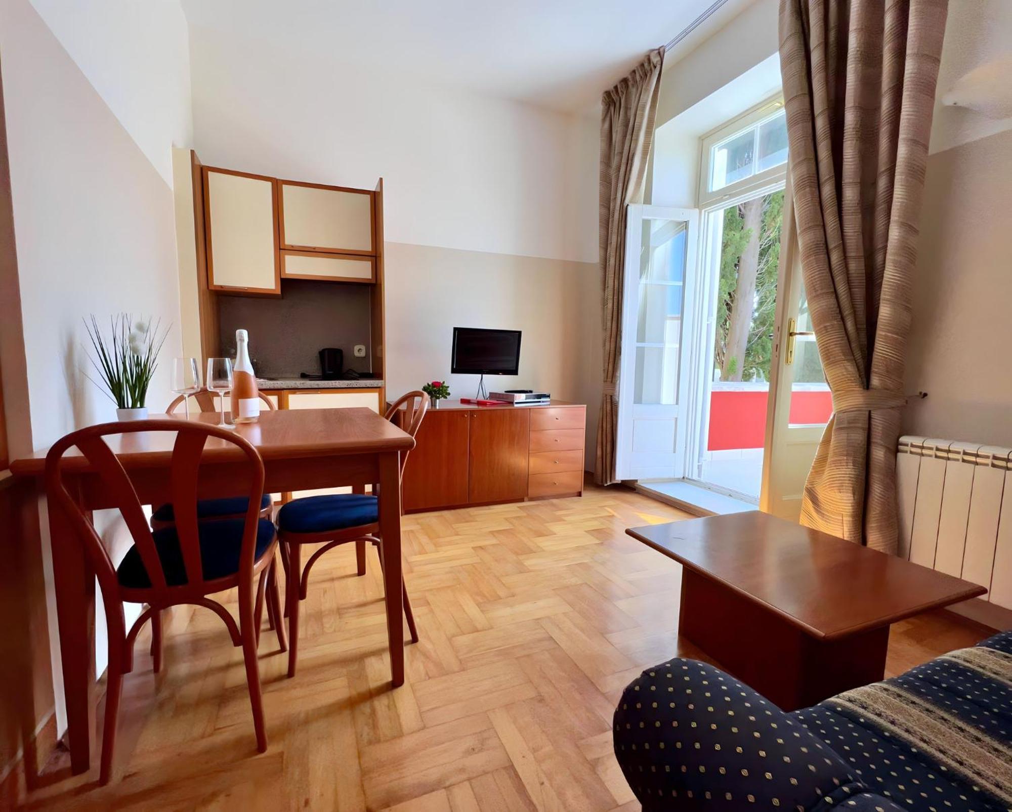 Villa Valdepian Apartments Savudrija Buitenkant foto